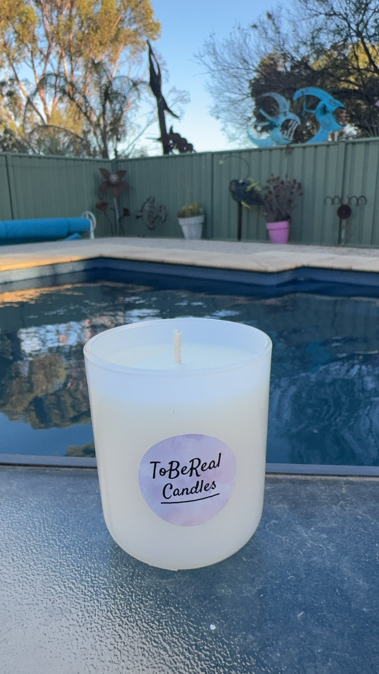 White medium candle